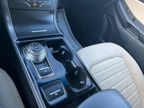 Used 2020 Ford Edge SE AWD/4WD image 13