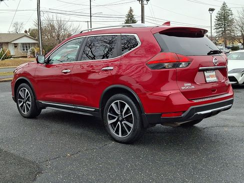 Used 2017 Nissan Rogue SL w/ SL Premium Package image 4