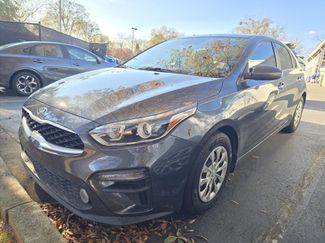 Used 2021 Kia Forte Sedan video 2