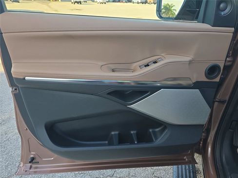 New 2026 Lincoln Navigator Black Label AWD/4WD image 19