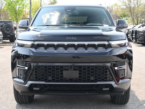 New 2026 Jeep Grand Wagoneer 4WD image 3