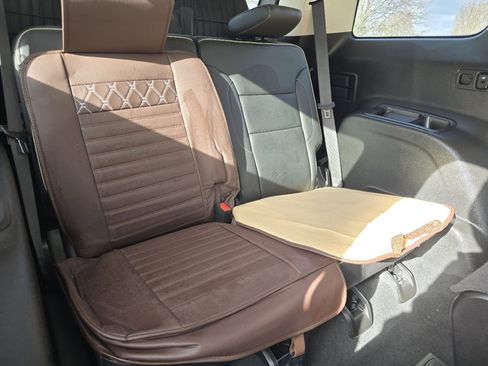 Used 2022 GMC Acadia Denali w/ Denali Technology Package image 23