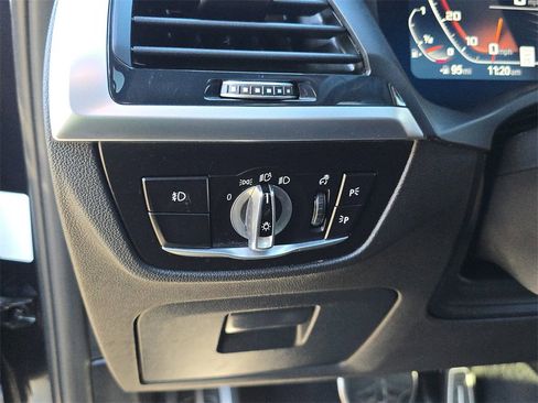 Used 2021 BMW X4 M40i w/ Premium Package image 33