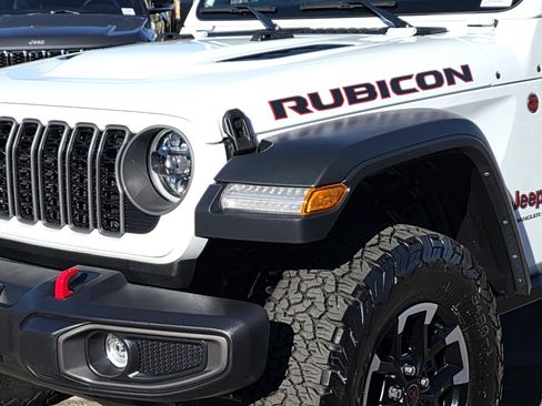 Certified 2025 Jeep Wrangler Unlimited Rubicon image 8