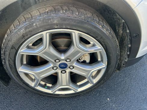 Used 2017 Ford Escape Titanium w/ Equipment Group 301A image 41