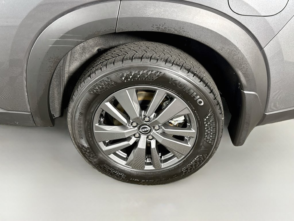 Used 2025 Nissan Pathfinder SV w/ Black Appearance Package AWD/4WD image 37