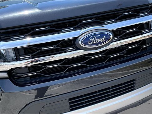 Used 2024 Ford Expedition Max Limited AWD/4WD image 45