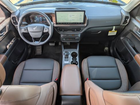 New 2026 Ford Bronco Sport Outer Banks w/ Outer Banks Tech Package+ image 11