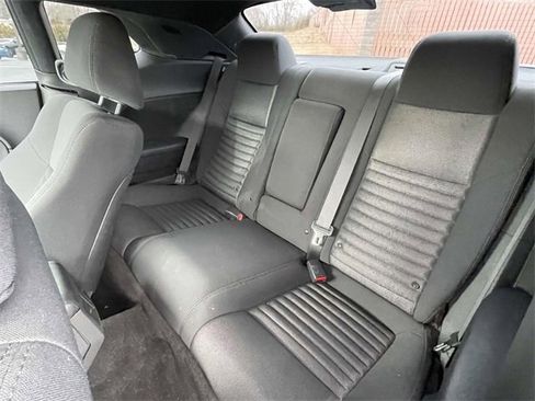 Used 2012 Dodge Challenger SXT w/ Sound Group image 9