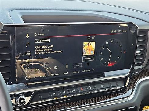 Used 2024 GMC Sierra 1500 Elevation w/ LPO, Elevation Black Package image 17