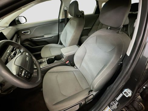Used 2025 Kia K4 LXS image 13