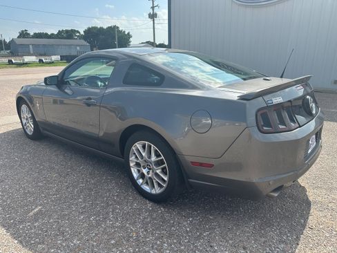 Used 2014 Ford Mustang Premium w/ Equipment Group 202A RWD image 4