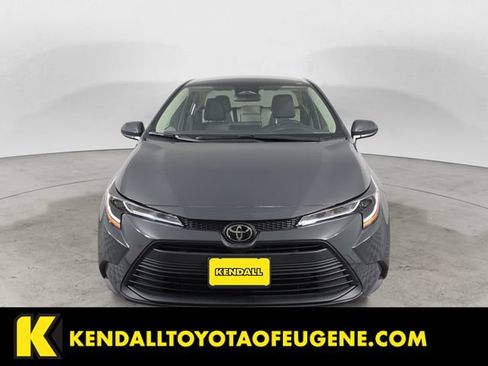Certified 2025 Toyota Corolla LE FWD image 8