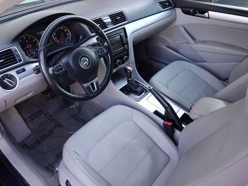 Used 2012 Volkswagen Passat 2.5 SE FWD image 49