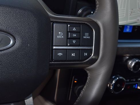 Used 2026 Ford F450 Platinum w/ Platinum Plus Package image 24