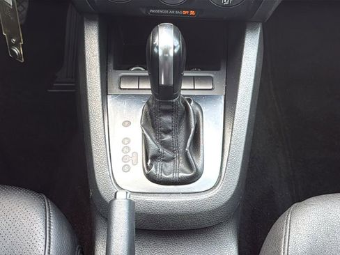 Used 2012 Volkswagen Jetta SE image 25