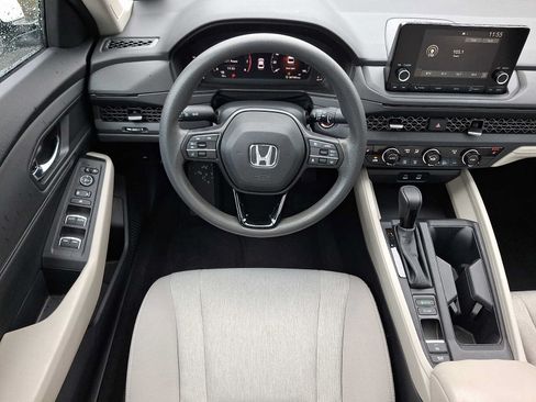 Certified 2023 Honda Accord EX image 11