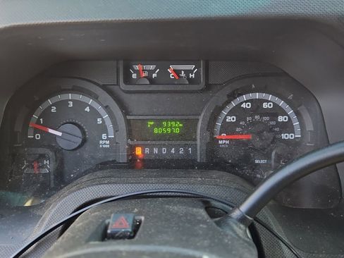 Used 2019 Ford E-350 and Econoline 350 Super Duty w/ Power Windows & Locks Group image 12