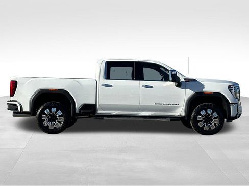 New 2026 GMC Sierra 2500 Denali w/ Denali Reserve Package image 6