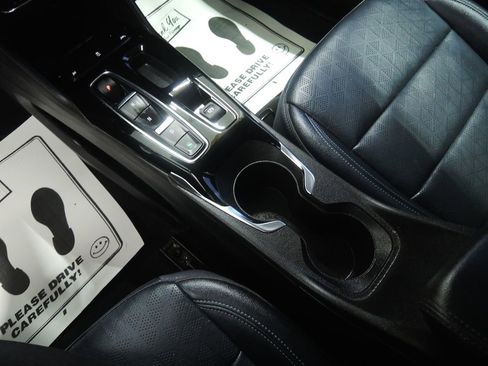 Used 2023 Chevrolet Bolt EUV Premier image 22