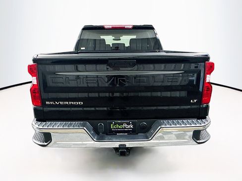 Used 2023 Chevrolet Silverado 1500 LT AWD/4WD image 7