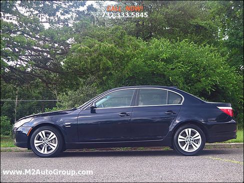 Used 2009 BMW 528i xDrive Sedan image 2