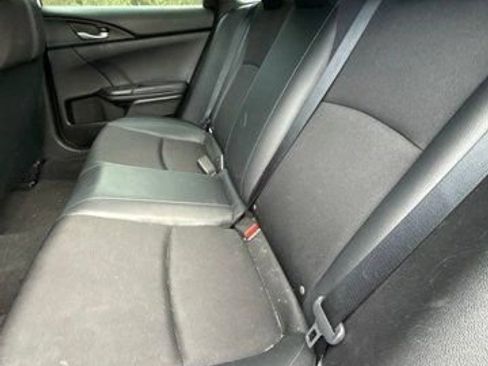 Used 2021 Honda Civic Sport image 11