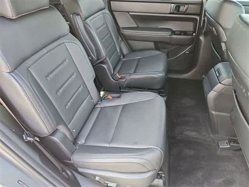 Certified 2025 Hyundai Santa Fe Calligraphy image 21