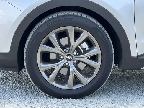 Used 2018 Hyundai Santa Fe Sport w/ 2.0T Ultimate Tech Package 05 FWD image 12