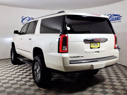 Used 2015 GMC Yukon XL Denali w/ Open Road Package AWD/4WD image 2
