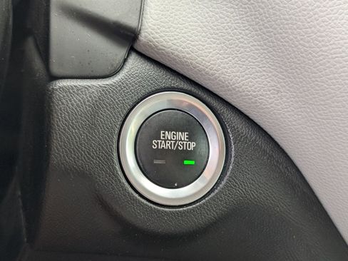 Used 2023 Chevrolet Equinox LS w/ Midnight Edition FWD image 27