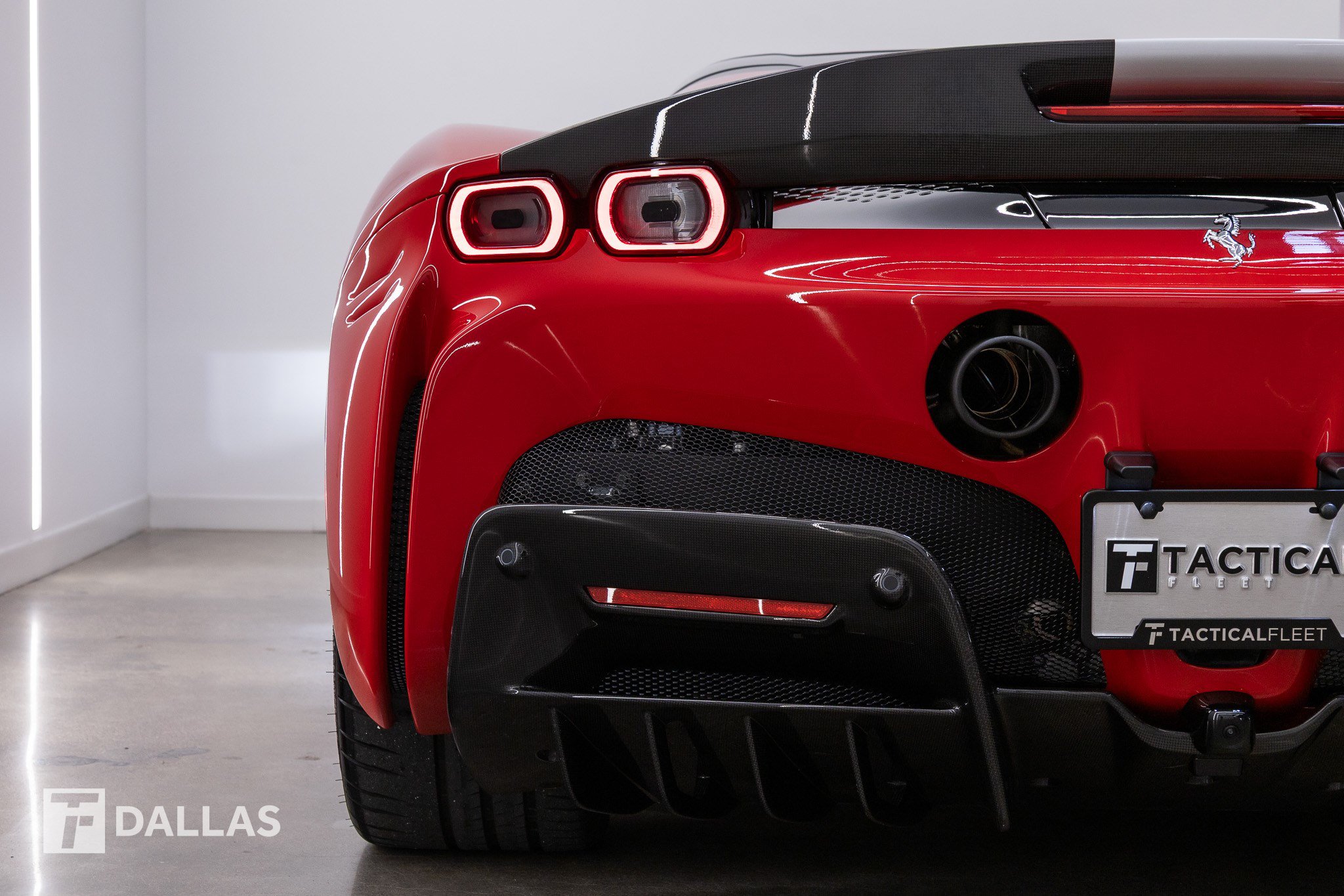 Used 2023 Ferrari SF90 Spider AWD/4WD image 15