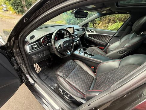 Used 2019 Genesis G70 2.0T Advanced w/ Sport Package image 7