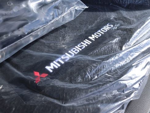 New 2026 Mitsubishi Outlander SE image 29