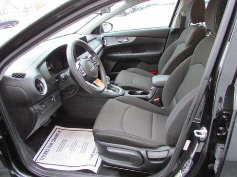 Used 2024 Kia Forte LXS image 5