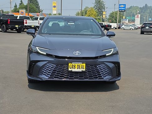 New 2026 Toyota Camry XSE AWD/4WD image 3