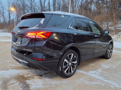 Used 2023 Chevrolet Equinox Premier image 6