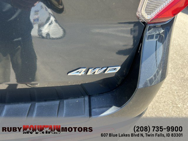 Used 2022 Ford Explorer XLT w/ Equipment Group 202A AWD/4WD image 22