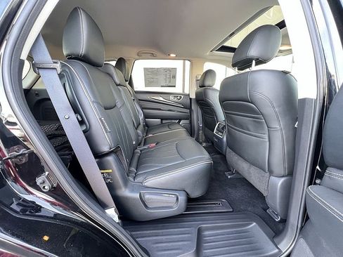 Used 2020 INFINITI QX60 Luxe w/ Essential Package image 29