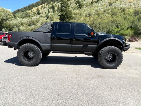 Used 2016 Ford F250 Lariat w/ Chrome Package image 6