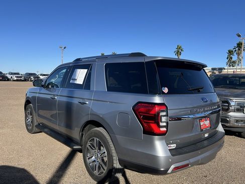 Used 2024 Ford Expedition Limited image 5