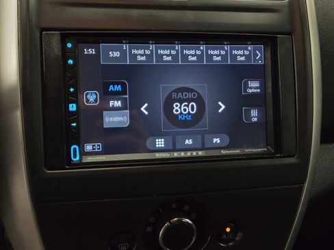 Used 2015 Nissan Versa SV image 16