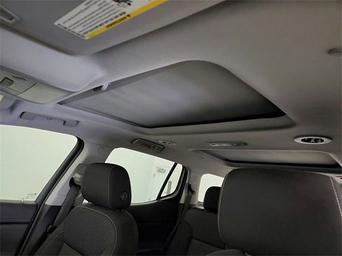 Used 2022 GMC Acadia SLE w/ Driver Convenience Package image 19