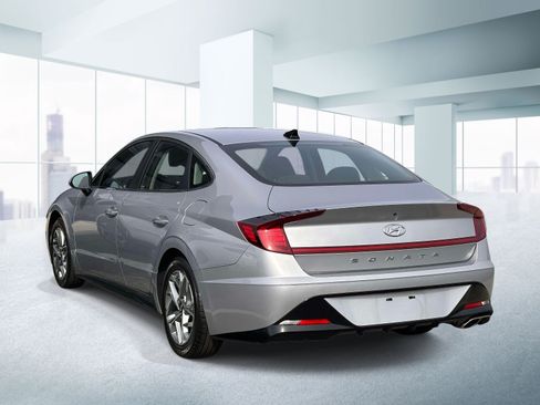 Used 2023 Hyundai Sonata SEL FWD image 3