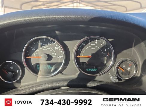 Used 2018 Jeep Wrangler Unlimited Sahara image 27