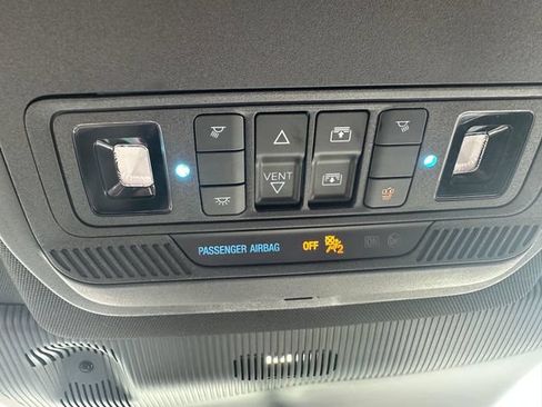 Certified 2025 Ford Explorer ST AWD/4WD image 18