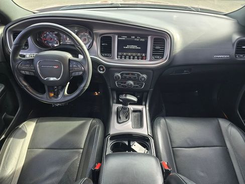 Used 2019 Dodge Charger SXT w/ Plus Group image 19