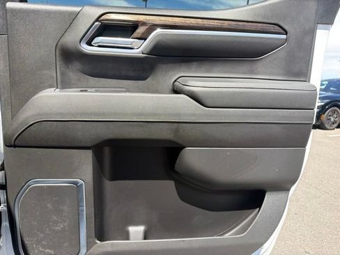 Used 2023 GMC Sierra 1500 SLE AWD/4WD image 11