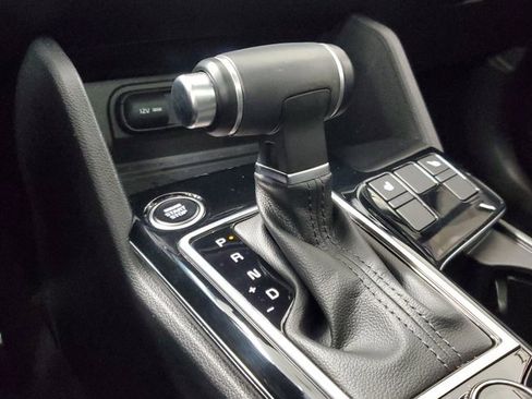 Used 2024 Kia Sportage SX image 23