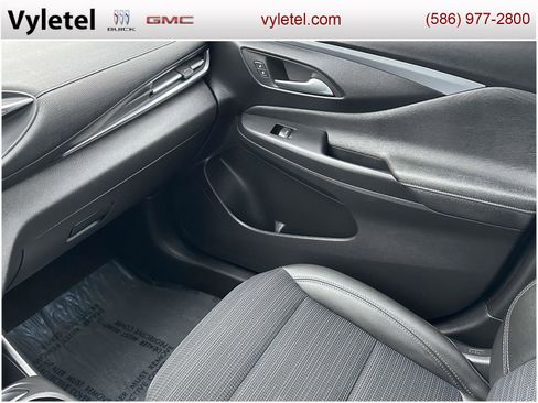 Certified 2024 Buick Envista Preferred image 29